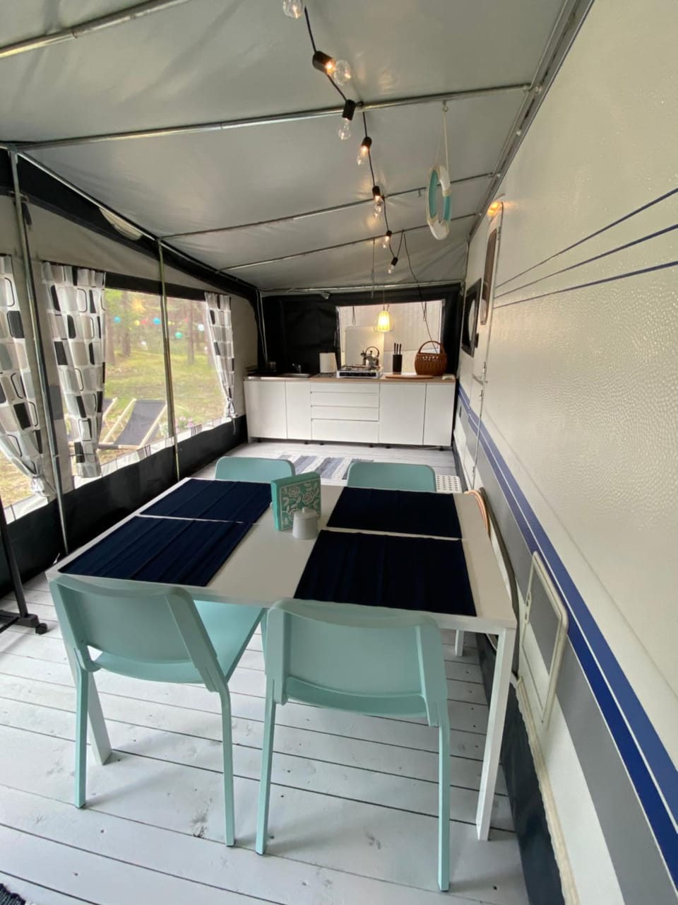 Przyczepa Abordaż na Campingu Kormoran Campground/ 
RV Resort in Pomeranian Voivodeship