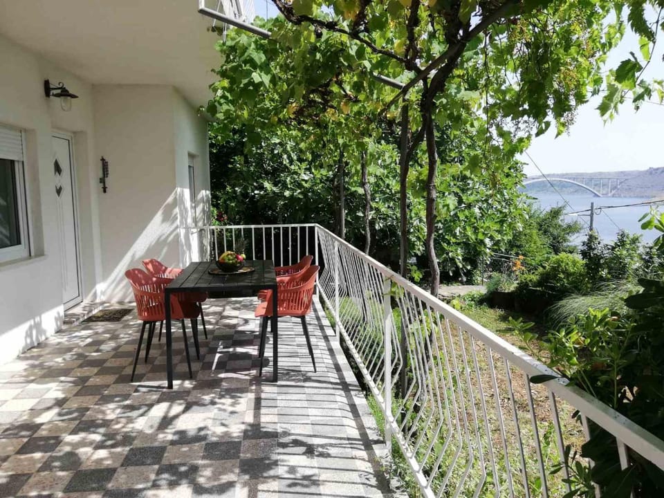 Apartments Maks Apartment in Primorje-Gorski Kotar County