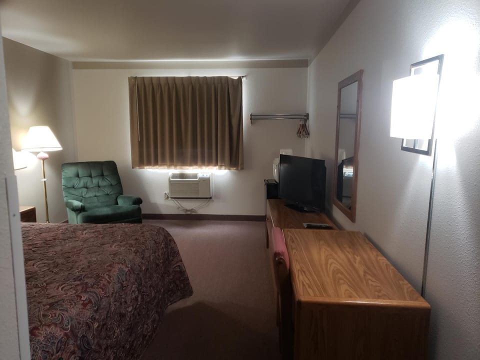 TV and multimedia, Seating area