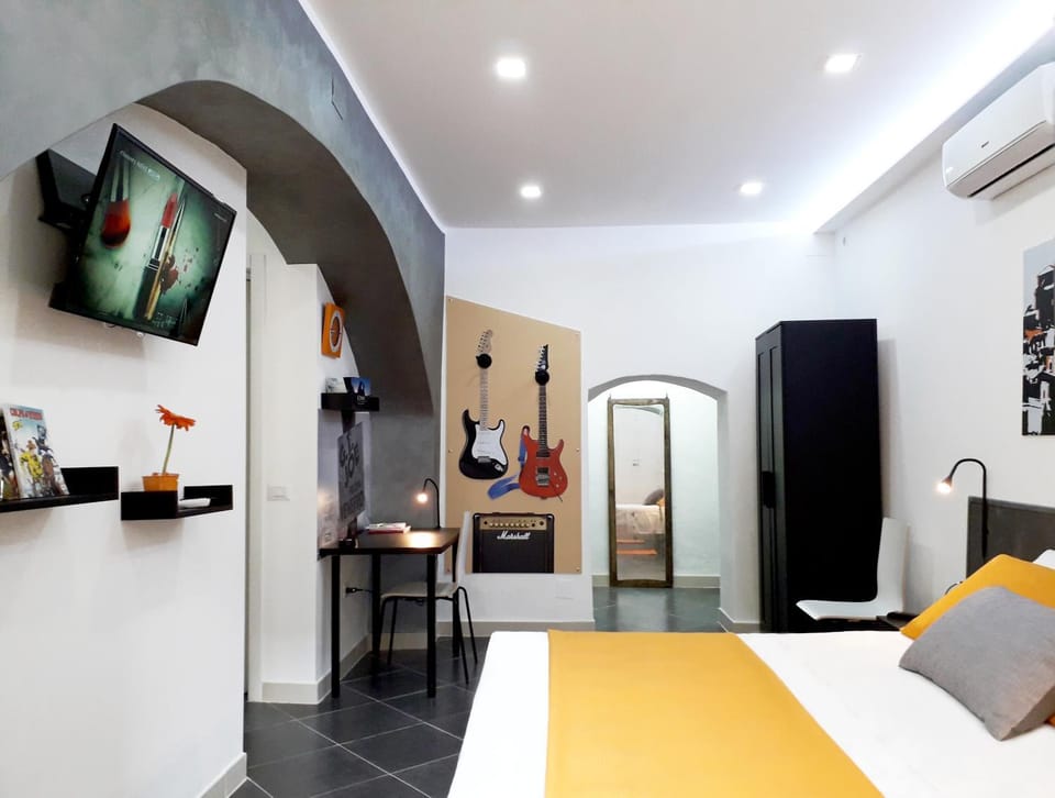 ALCENTRO Orange Home House in Molise, Italy