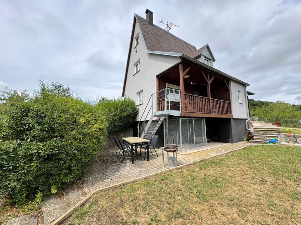 Property building, BBQ facilities, Garden