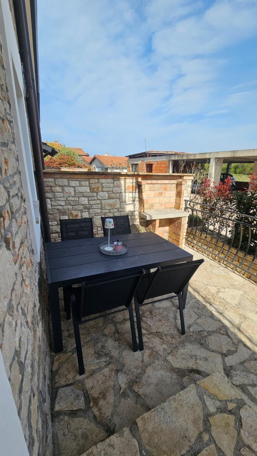 Meressa Maša Apartment Apartment in Istria County