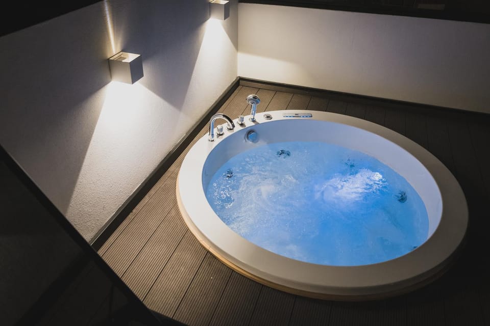 Hot Tub, Balcony/Terrace