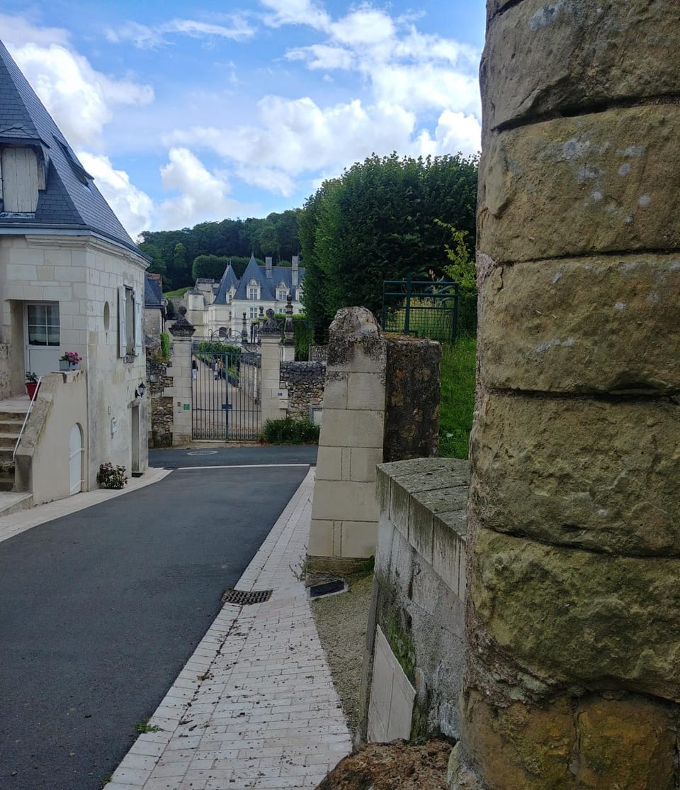 Day, Neighbourhood, Landmark view