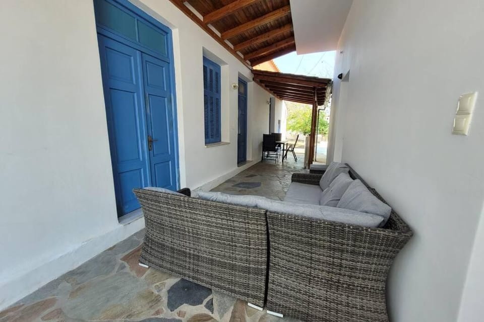 Patio, Seating area