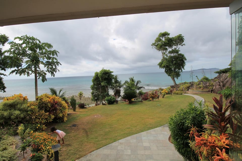 Garden view, Sea view