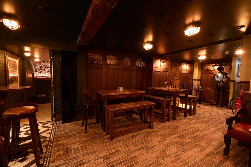 Lounge or bar