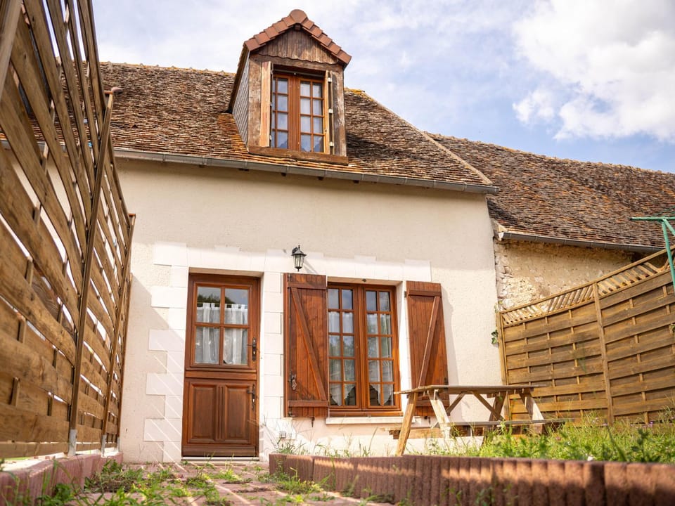Property building, Garden, Garden view