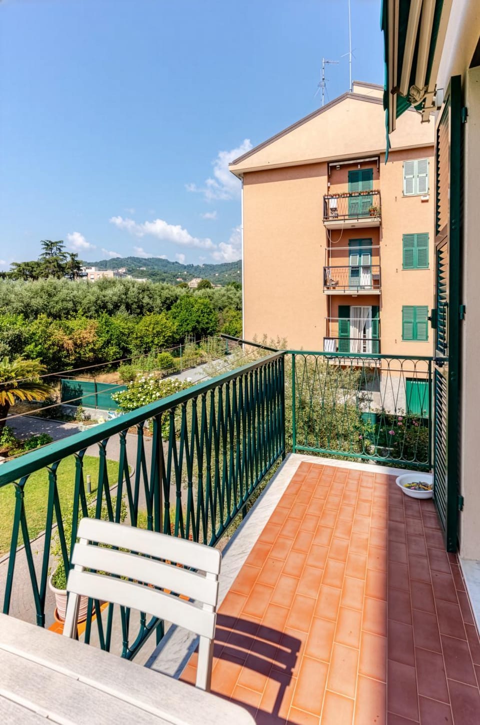 Apartment Superiore a 950 metri dal mare Apartment in Albisola Superiore