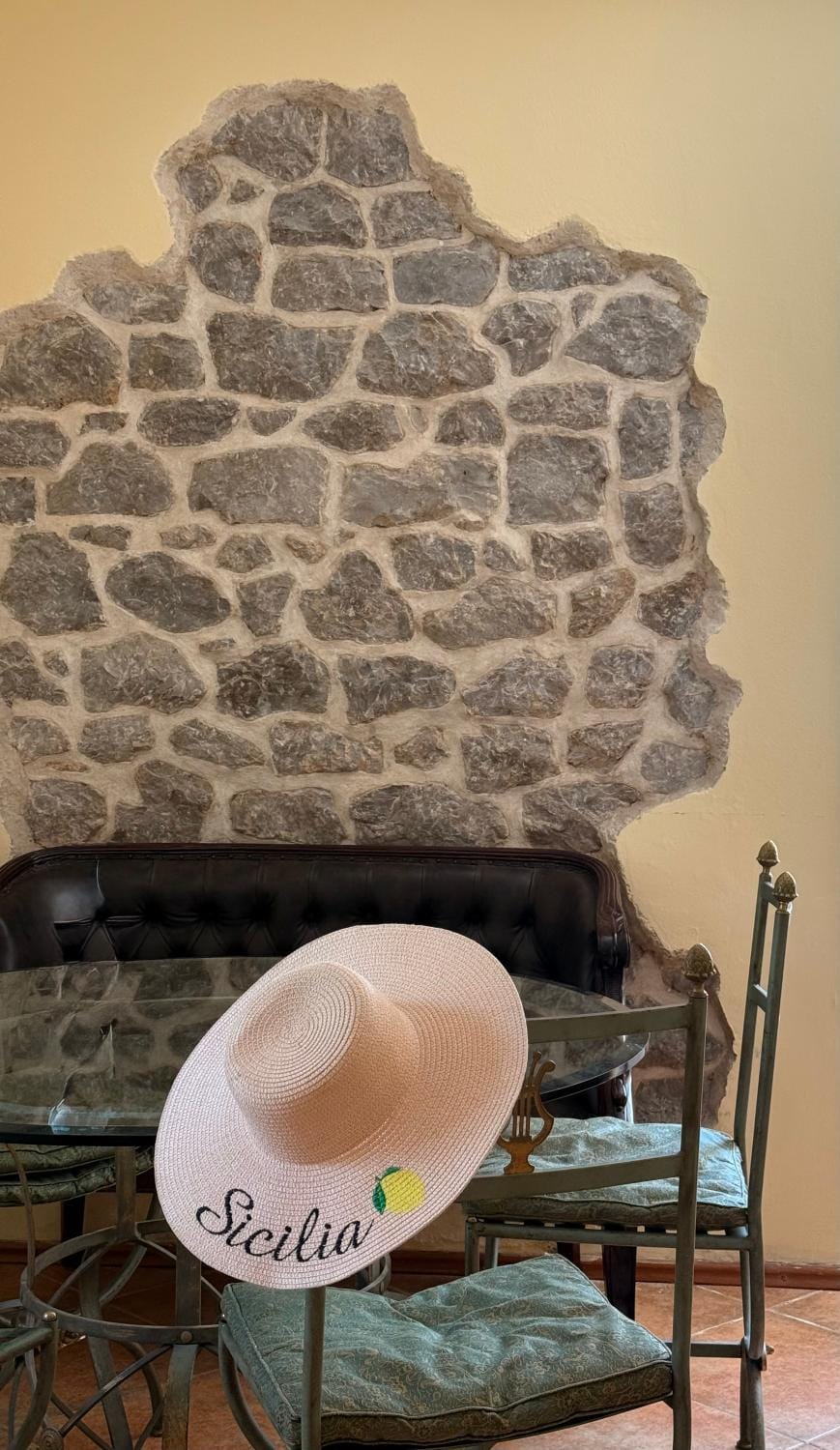 Villa Sunrise Country House in Kotor Municipality