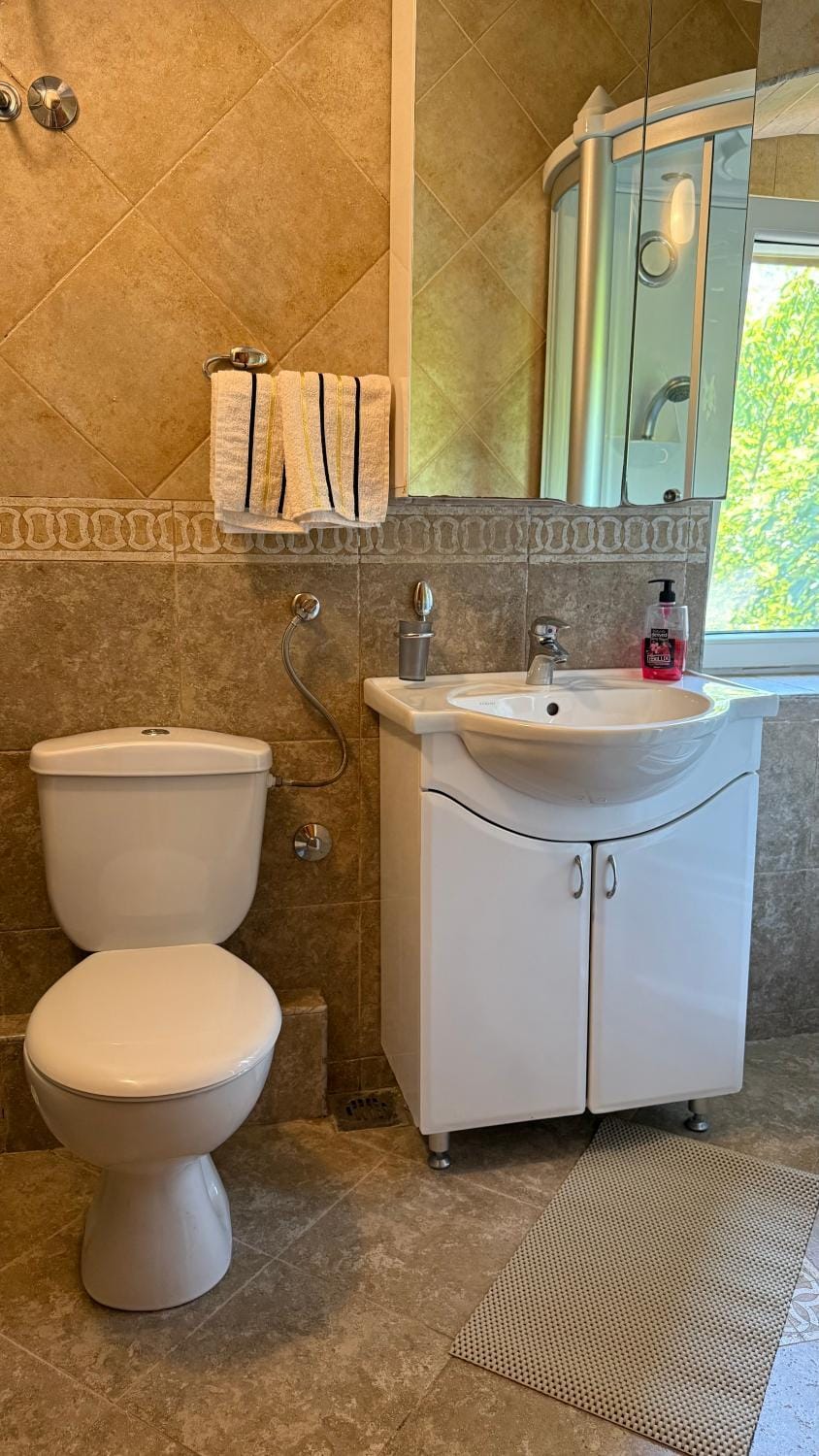 Villa Sunrise Country House in Kotor Municipality