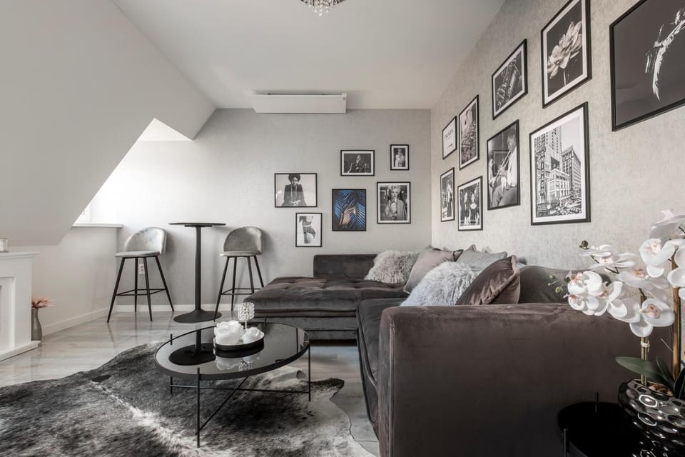 Lounge or bar