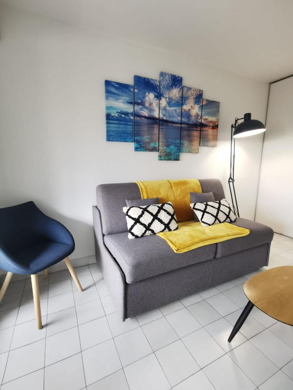 Studio Ciel d'Azur - Fréjus Plage - Tout à pied - Clim - WIFI - Parking - Etage élevé - Vue mer Apartment in Fréjus