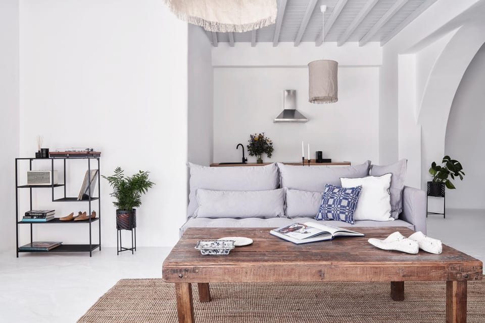Living room, Seating area