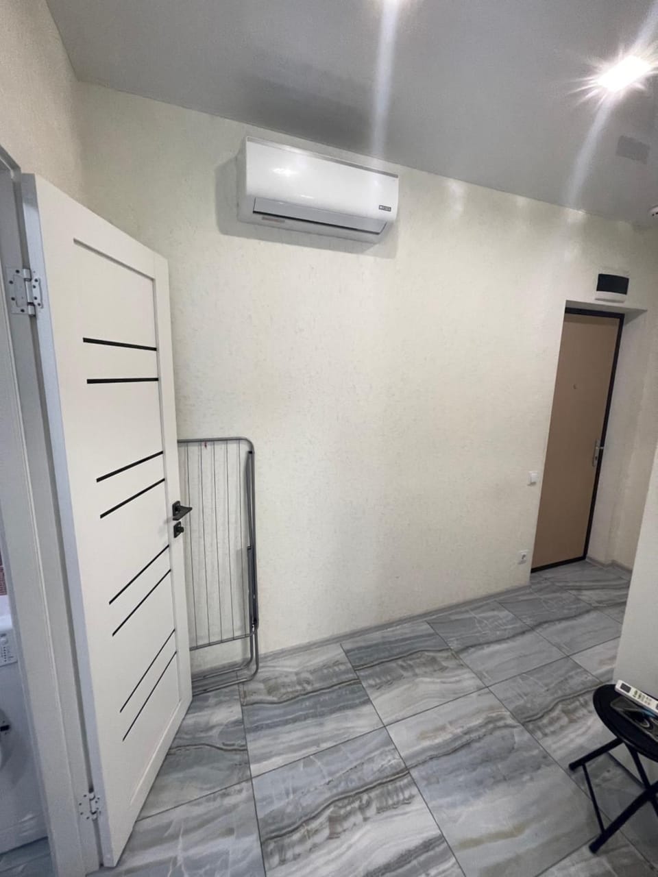МОРЕ ПЛЯЖ 400 метров.13 станция БОЛЬШОГО ФОНТАНА Apartment in Odessa