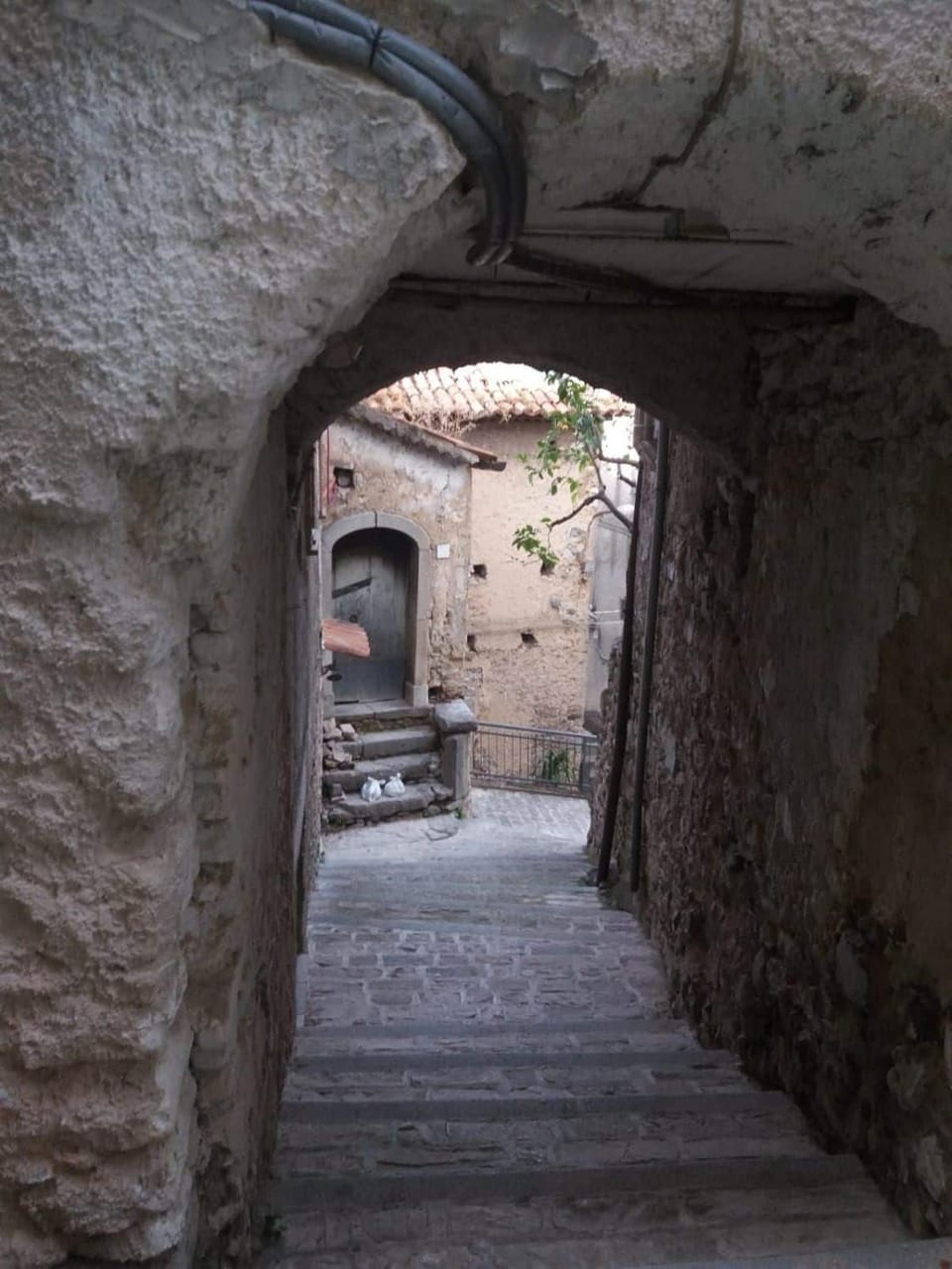 Facade/entrance, Day, Balcony/Terrace