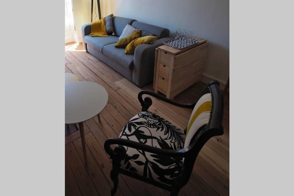 STUDIO BRICK AND WOOD - HYPERCENTRE - TV - WIFI Apartment in Toulouse