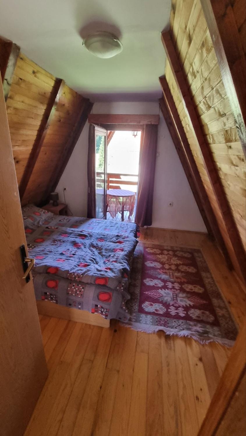 Planinska Kuća Dušan House in Zlatibor District, Serbia