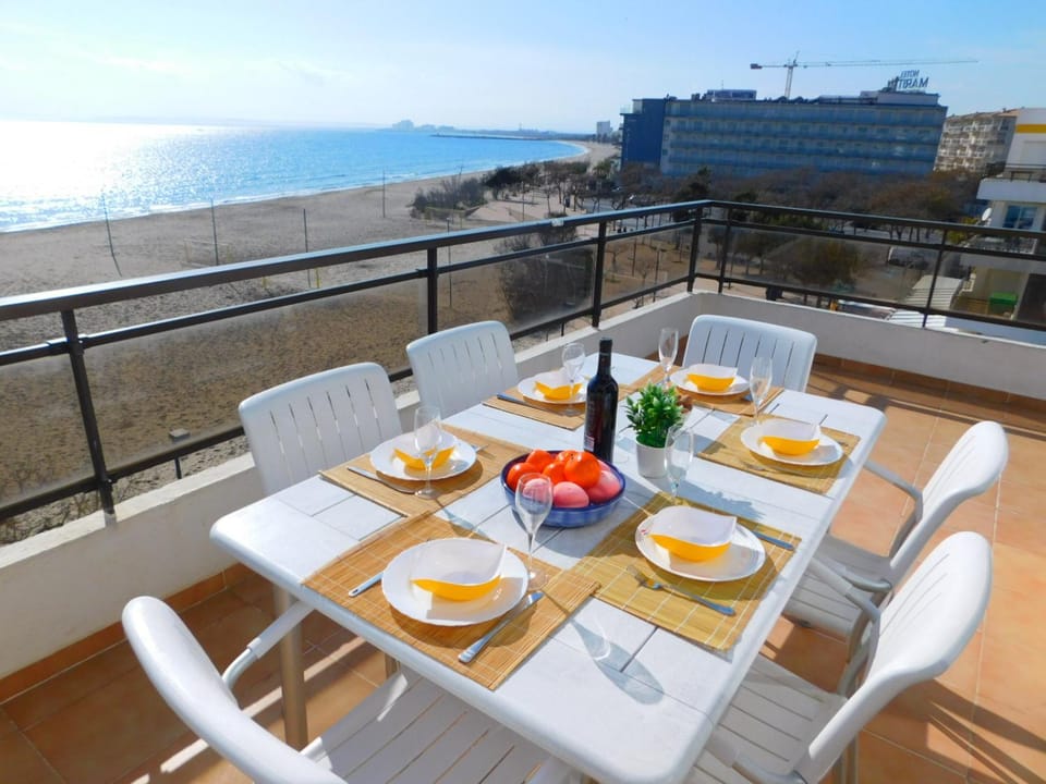 GMID IMMO Apartamento Oasis Atico Apartment in Roses