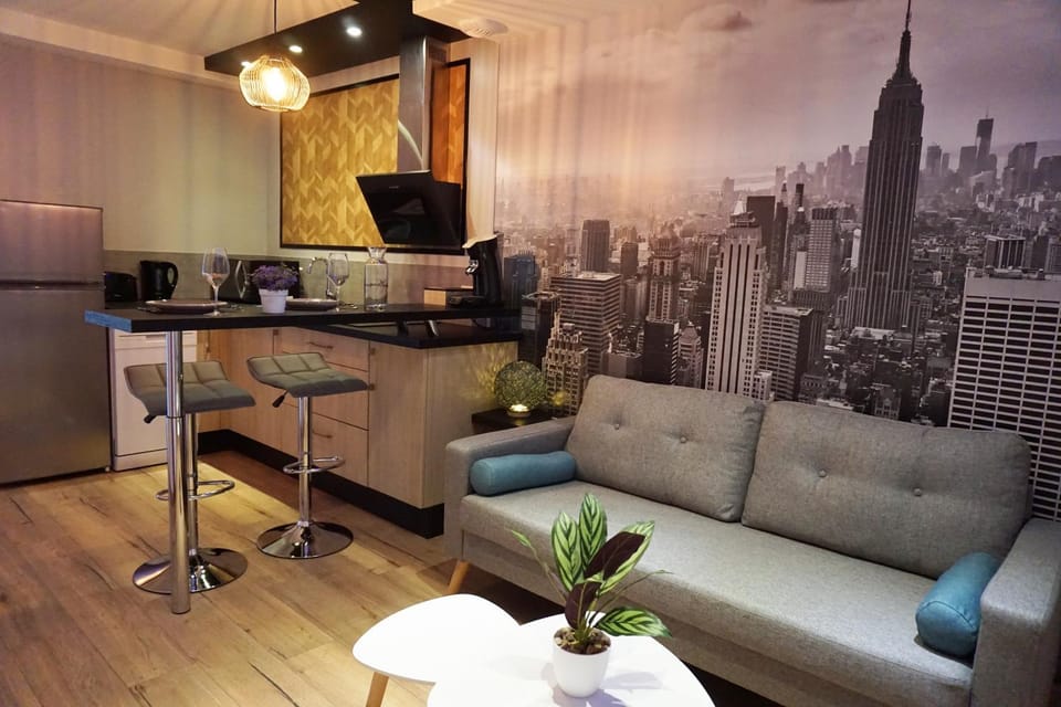 Living room, Seating area
