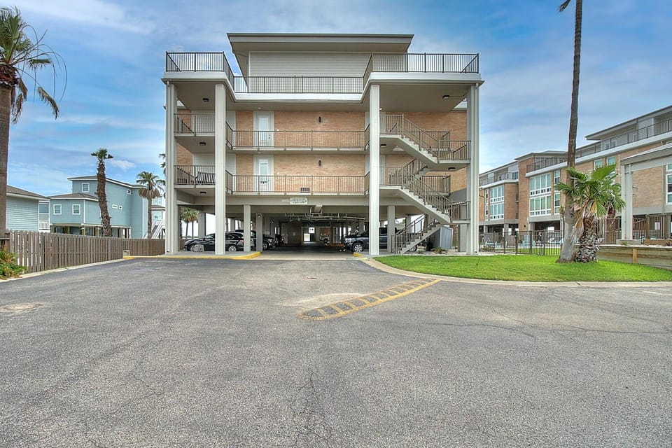 Channelview CV214 House in Port Aransas