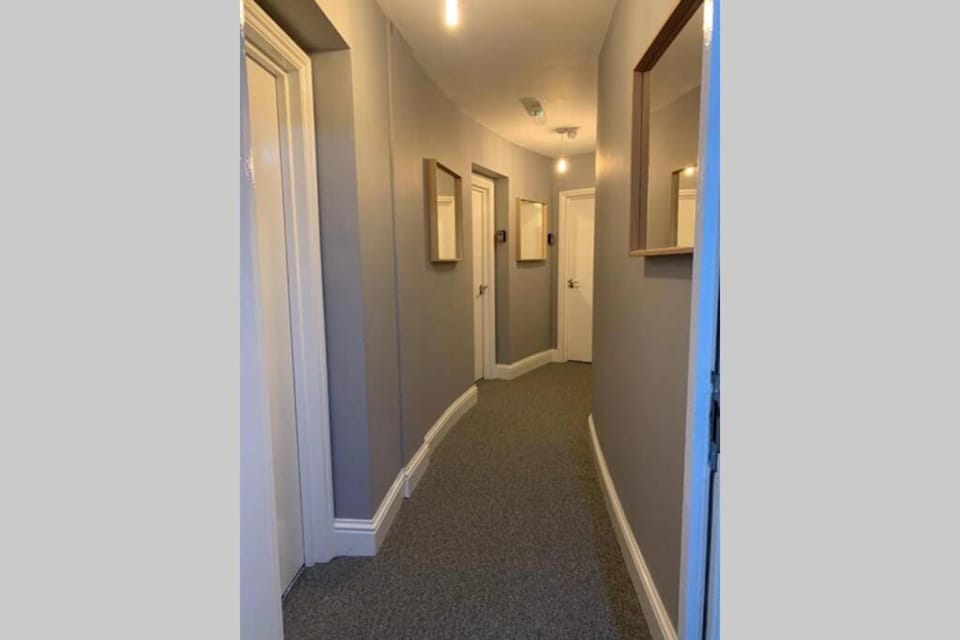 Spacious, Bright Twin Studio Apartment (can sleep up to 4) Apartment in London Borough of Islington