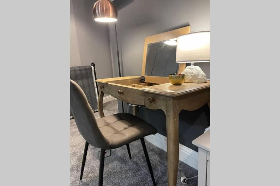 Spacious, Bright Twin Studio Apartment (can sleep up to 4) Apartment in London Borough of Islington