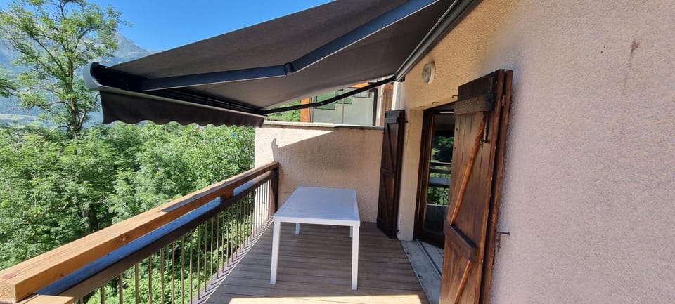 CHALET DUPLEX - TERRASSE - VUE MONTAGNE - WIFI Chalet in Aragon