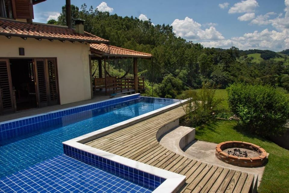 Casarão com piscina e cachoeira CUNHA SP House in Cunha