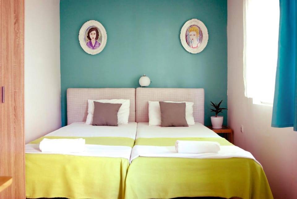 Universe Rooms & Apartments Bed and Breakfast in Skopje