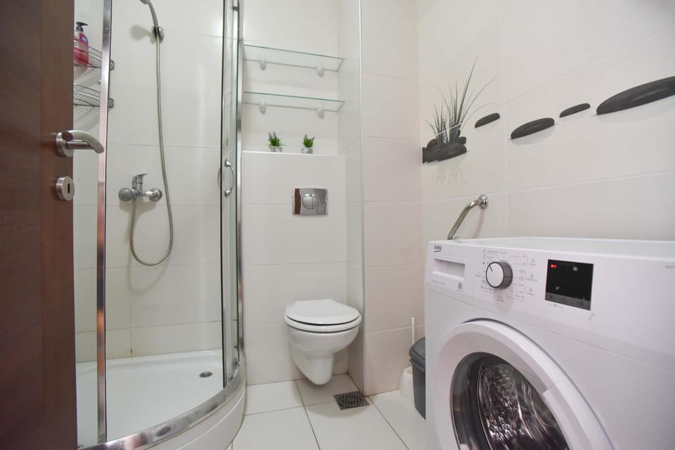 Modern Studio 200m from the Beach Apartment in Budva