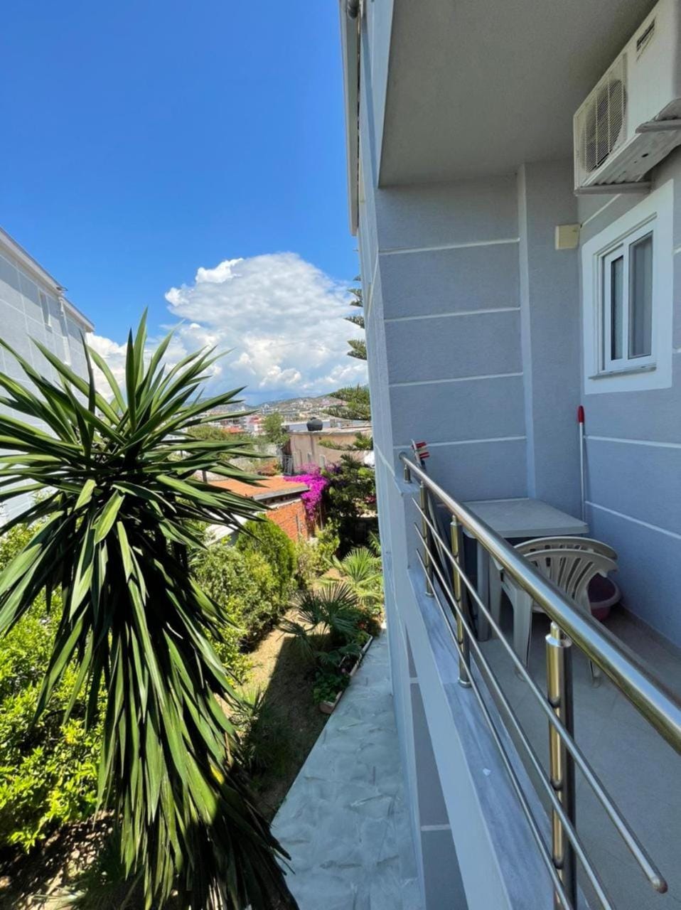 Balcony/Terrace, Garden view