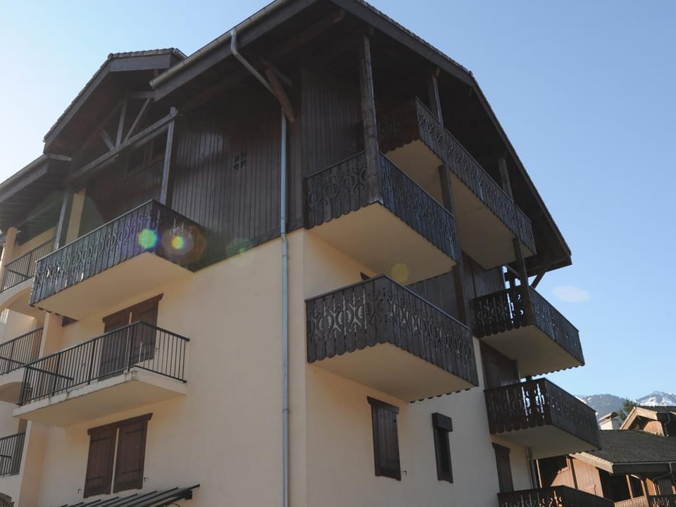 Bel Appartement Central avec Terrasse en Plein Cœur de Samoëns - FR-1-624-19 Apartment in Samoëns