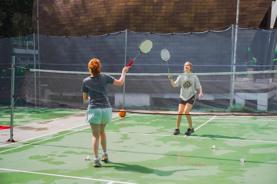 Day, People, Tennis court, group of guests