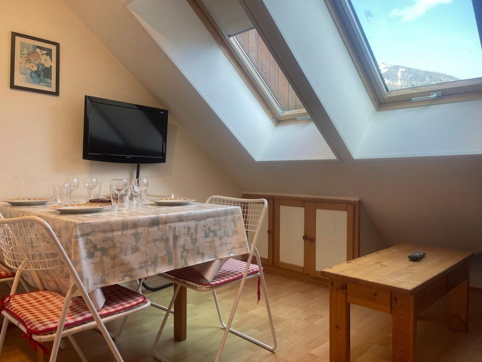 Studio duplex lumineux au centre de Samoëns avec parking - FR-1-624-58 Apartment in Samoëns