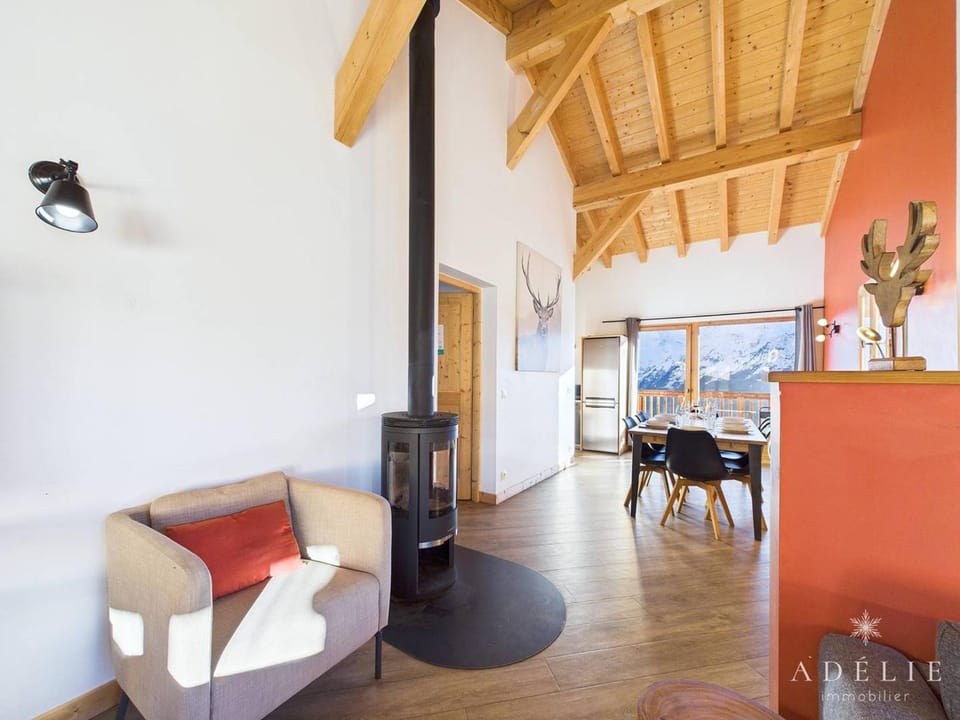 Chalet moderne, jacuzzi, sauna, 12 pers, proche pistes - FR-1-398-636 Chalet in Montvalezan