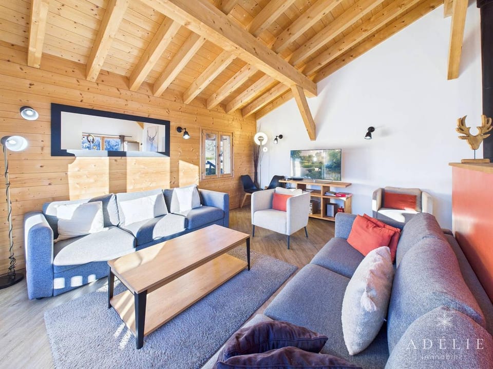 Chalet moderne, jacuzzi, sauna, 12 pers, proche pistes - FR-1-398-636 Chalet in Montvalezan
