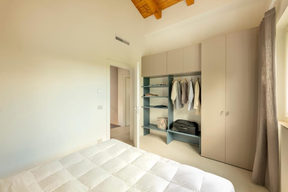Bed, Photo of the whole room, Bedroom, towels, wardrobe