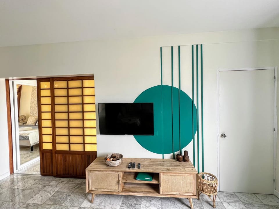 Communal lounge/ TV room, TV and multimedia