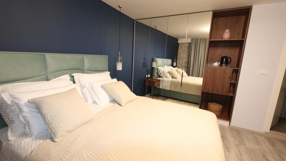 Bed, Coffee/tea facilities, Bedroom