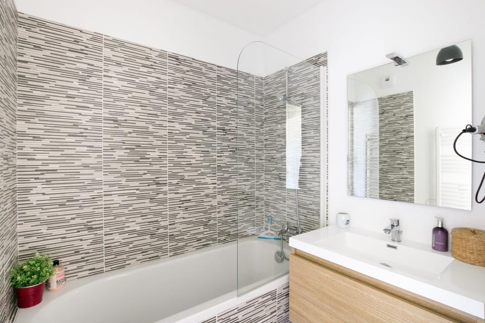 Bathroom, Other