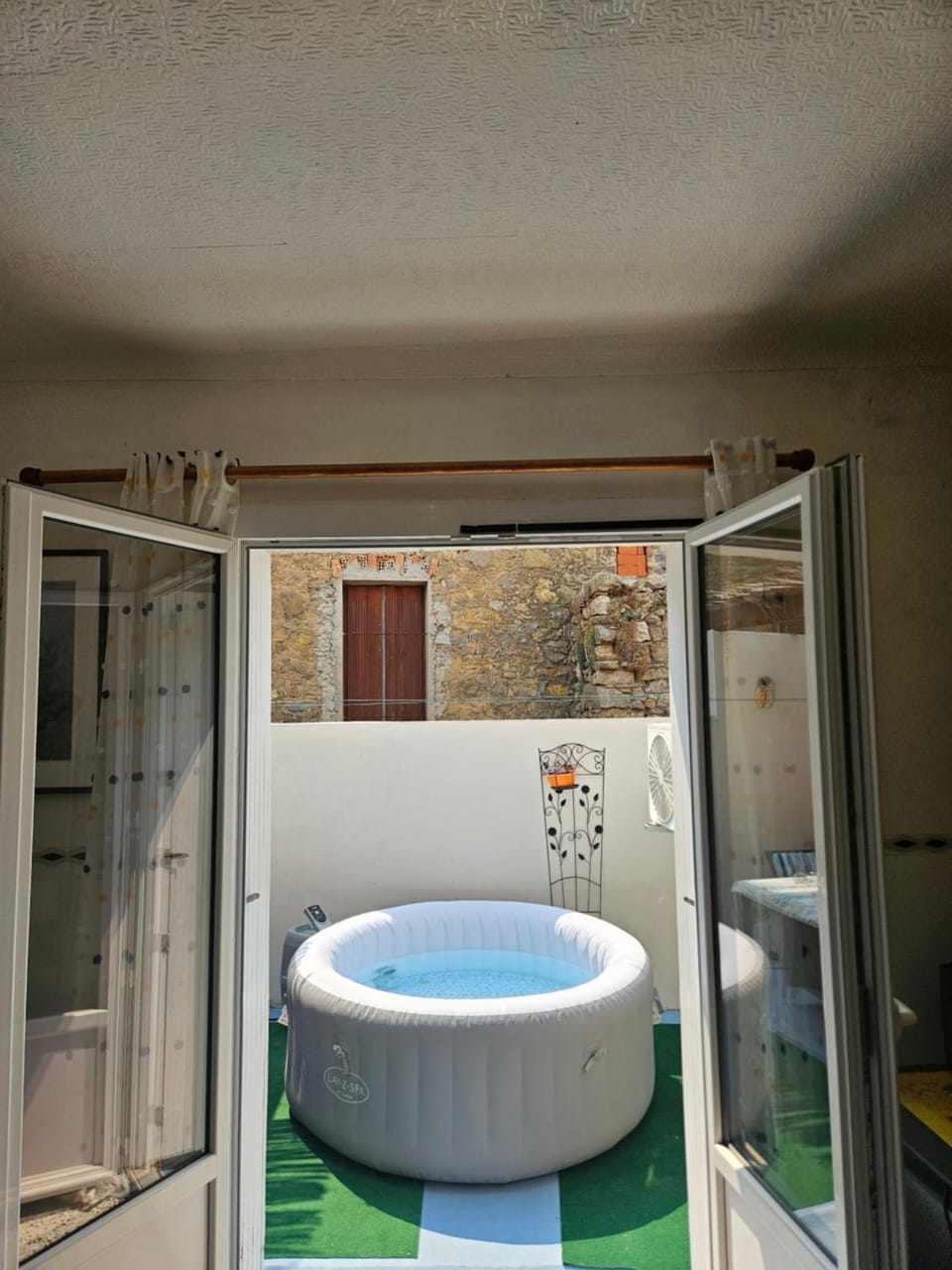 Hot Tub