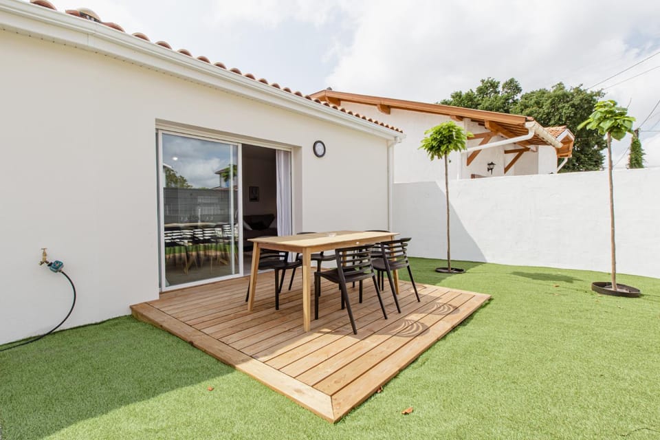 Garden, Balcony/Terrace