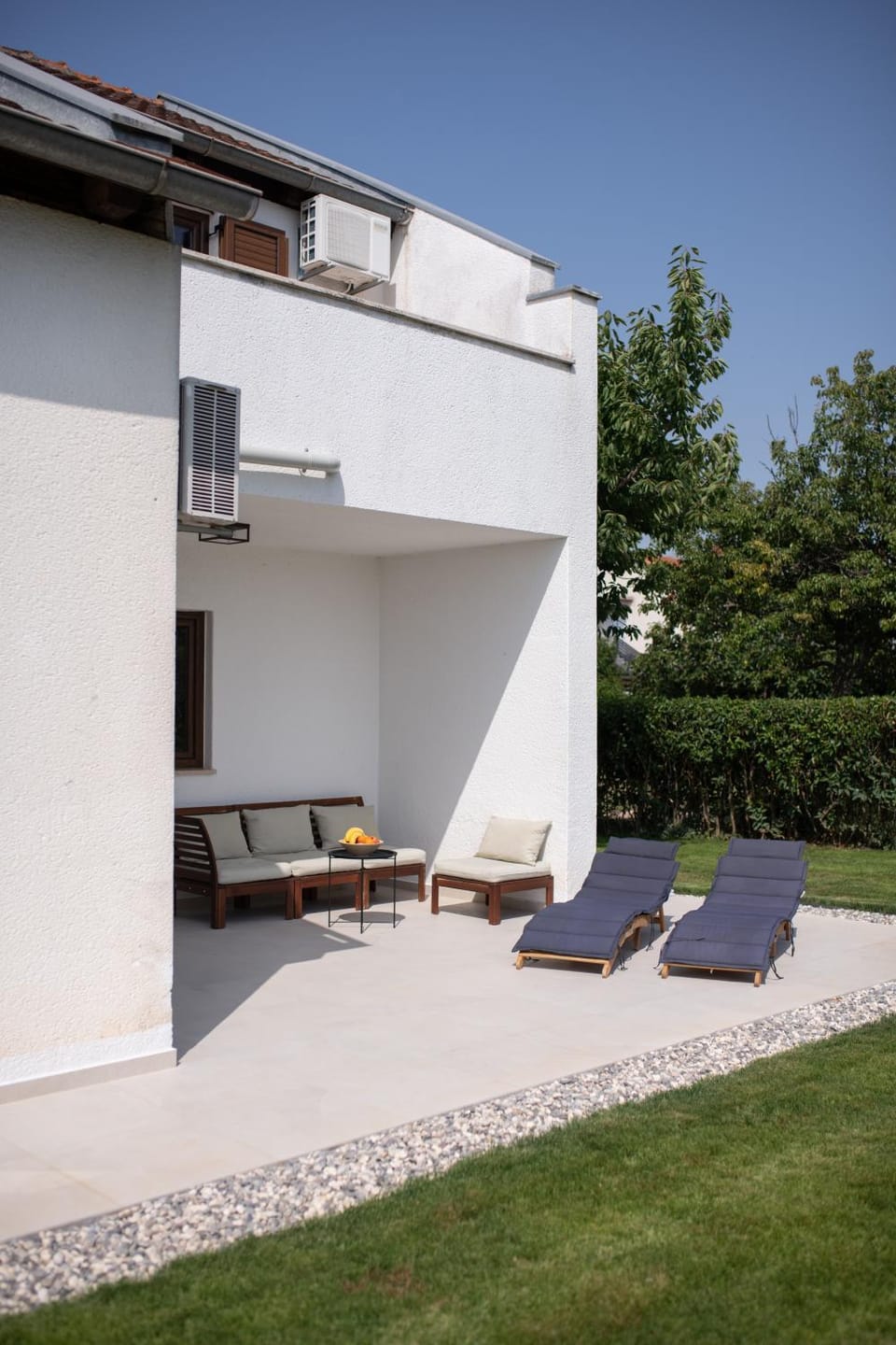 Property building, sunbed