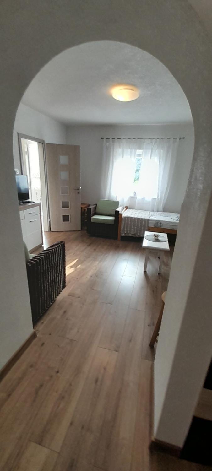 Bed, Living room, Seating area