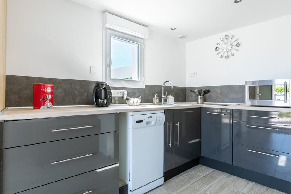 Kitchen or kitchenette, Other