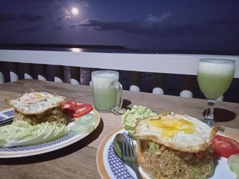 Food and drinks, Sea view
