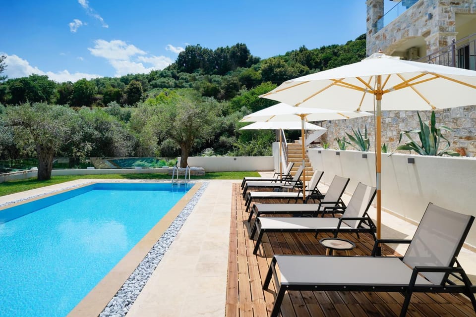 Day, Garden, Swimming pool, sunbed