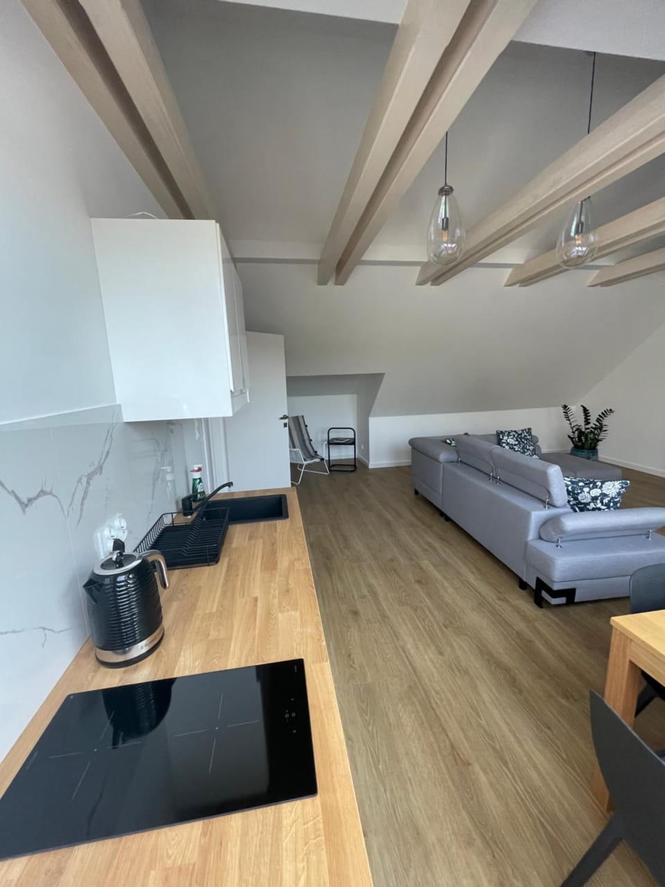 Kitchen or kitchenette, Communal kitchen