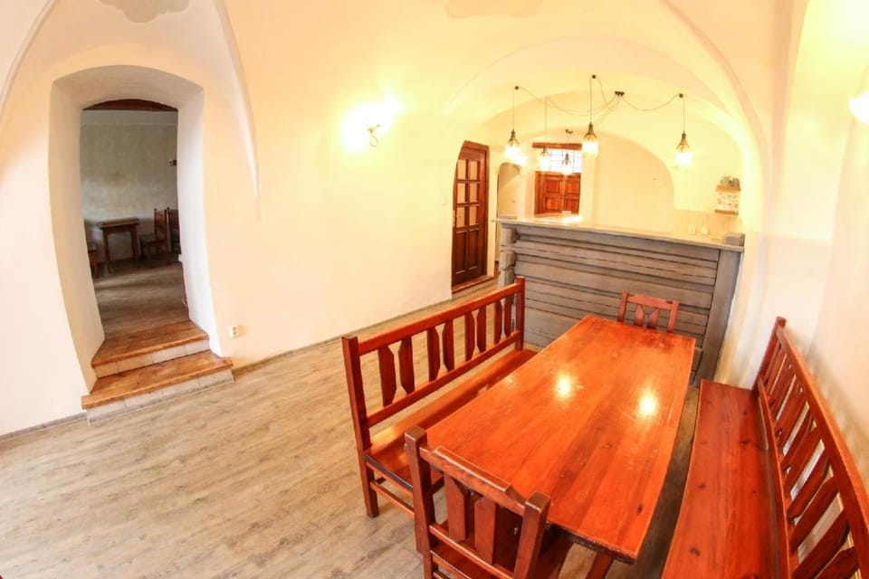 Communal lounge/ TV room, Kitchen or kitchenette, Seating area, Dining area